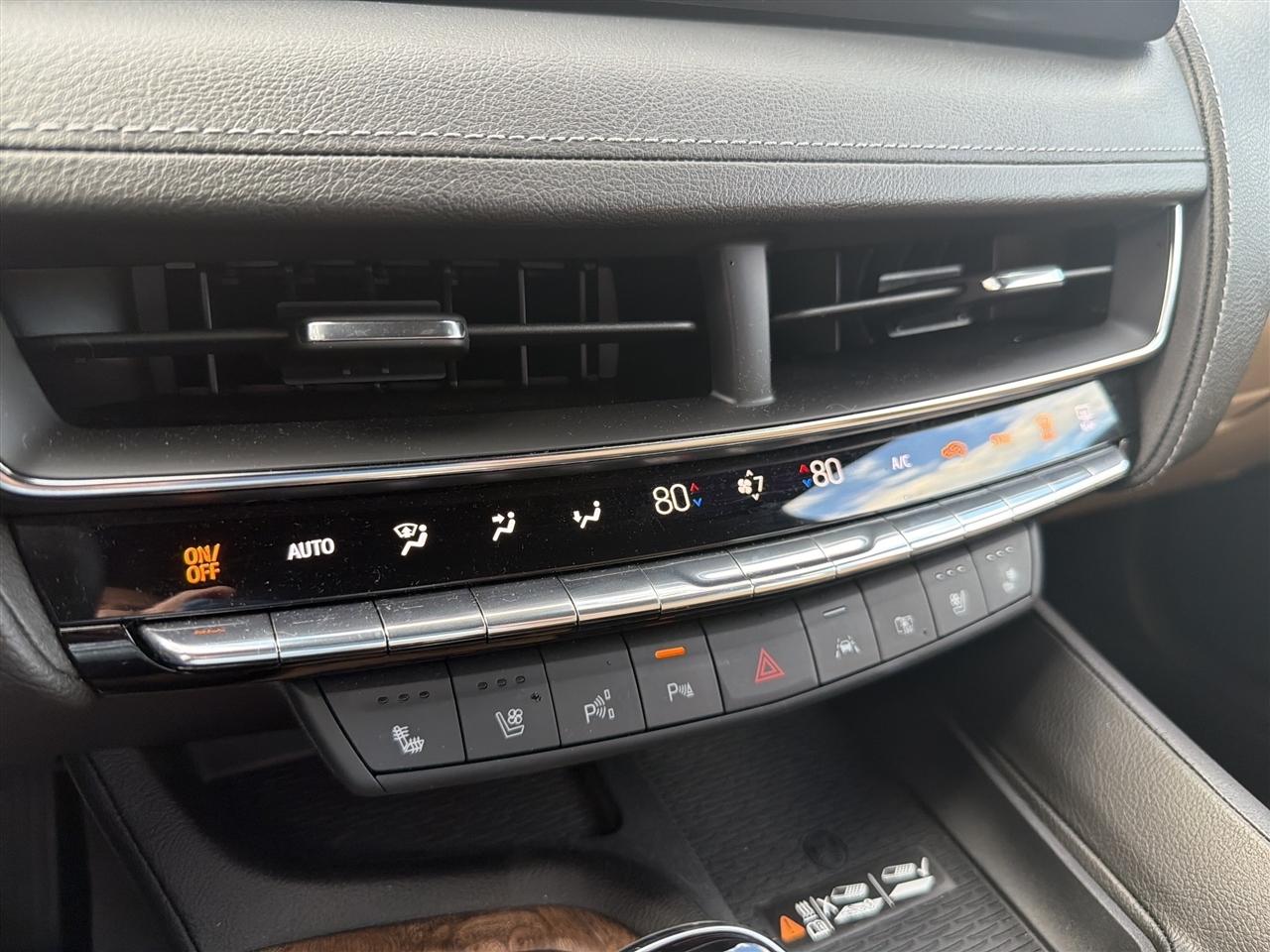 Cadillac CT5 4dr Sdn Premium Luxury 2026