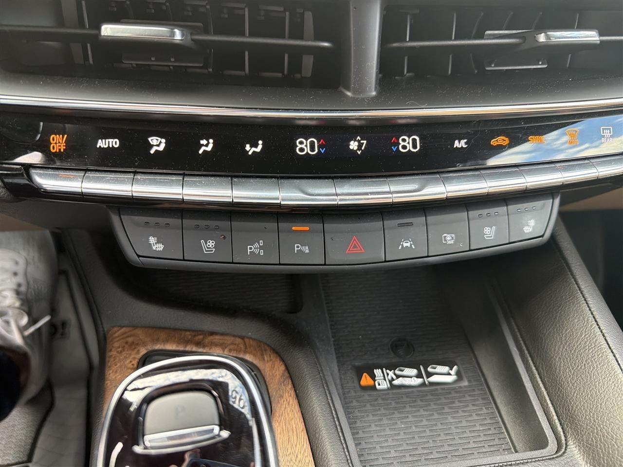 Cadillac CT5 4dr Sdn Premium Luxury 2026