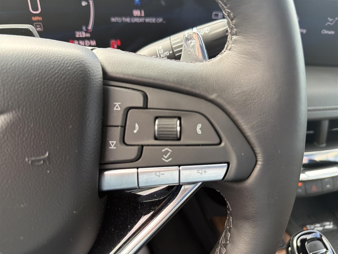 Cadillac CT5 4dr Sdn Premium Luxury 2026