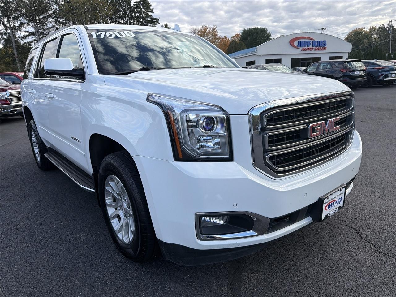 GMC Yukon 4WD 4dr SLE 2017