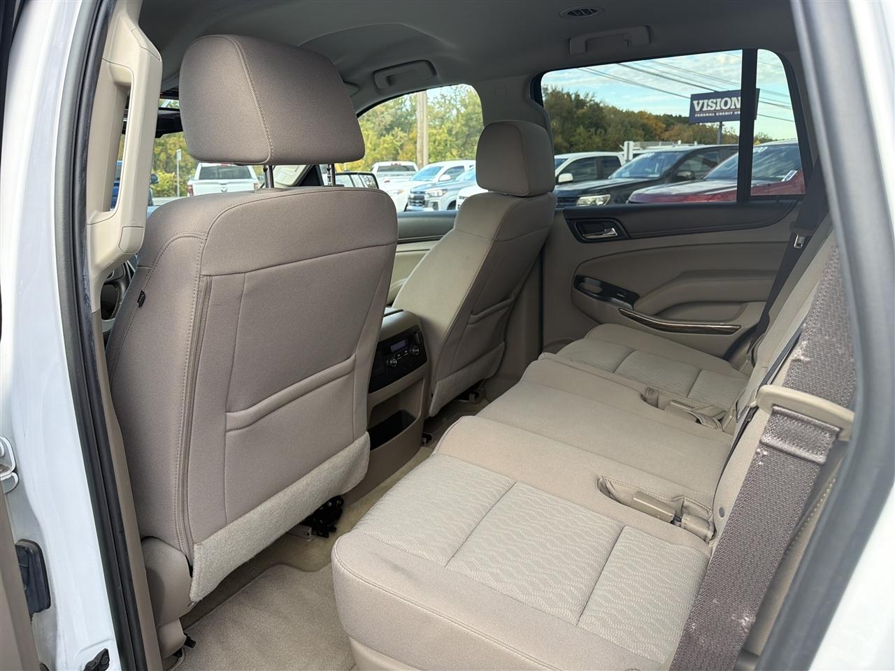 GMC Yukon 4WD 4dr SLE 2017