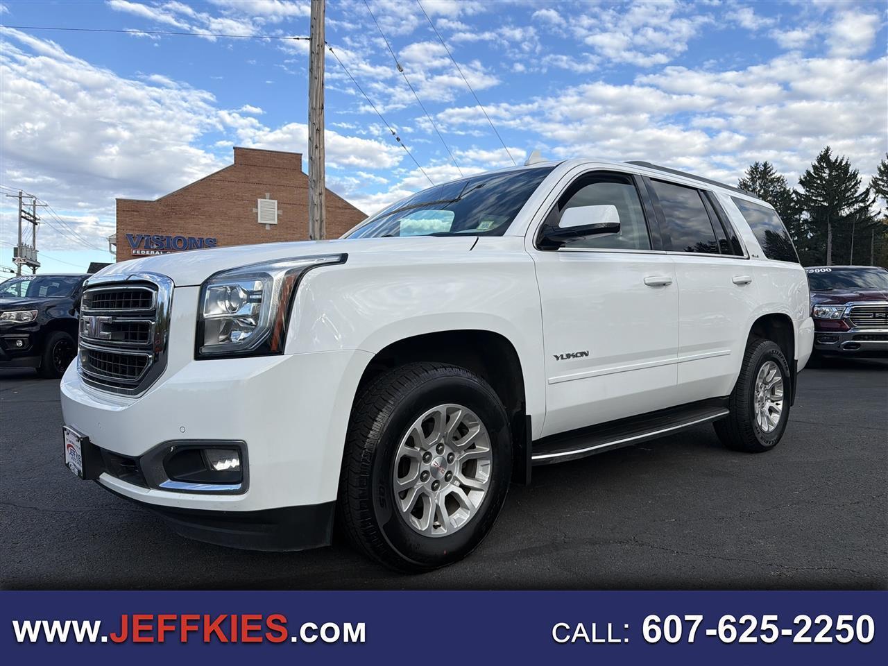 GMC Yukon 4WD 4dr SLE 2017