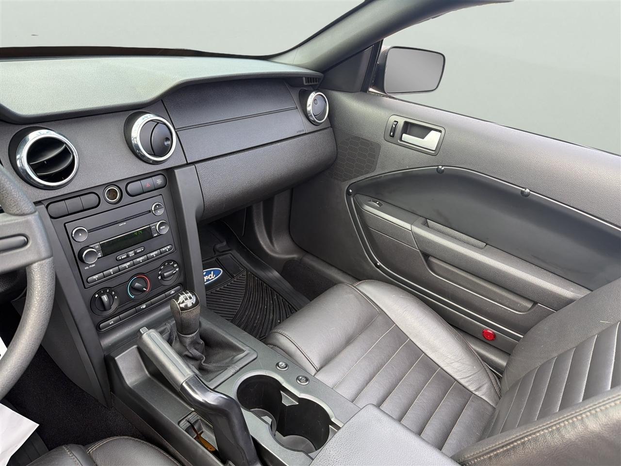 Ford Mustang 2dr Conv Premium 2008