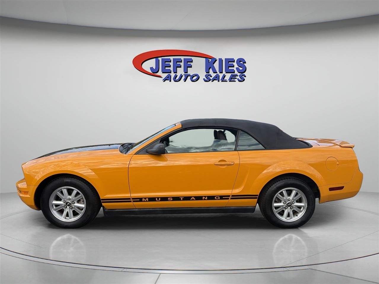 Ford Mustang 2dr Conv Premium 2008