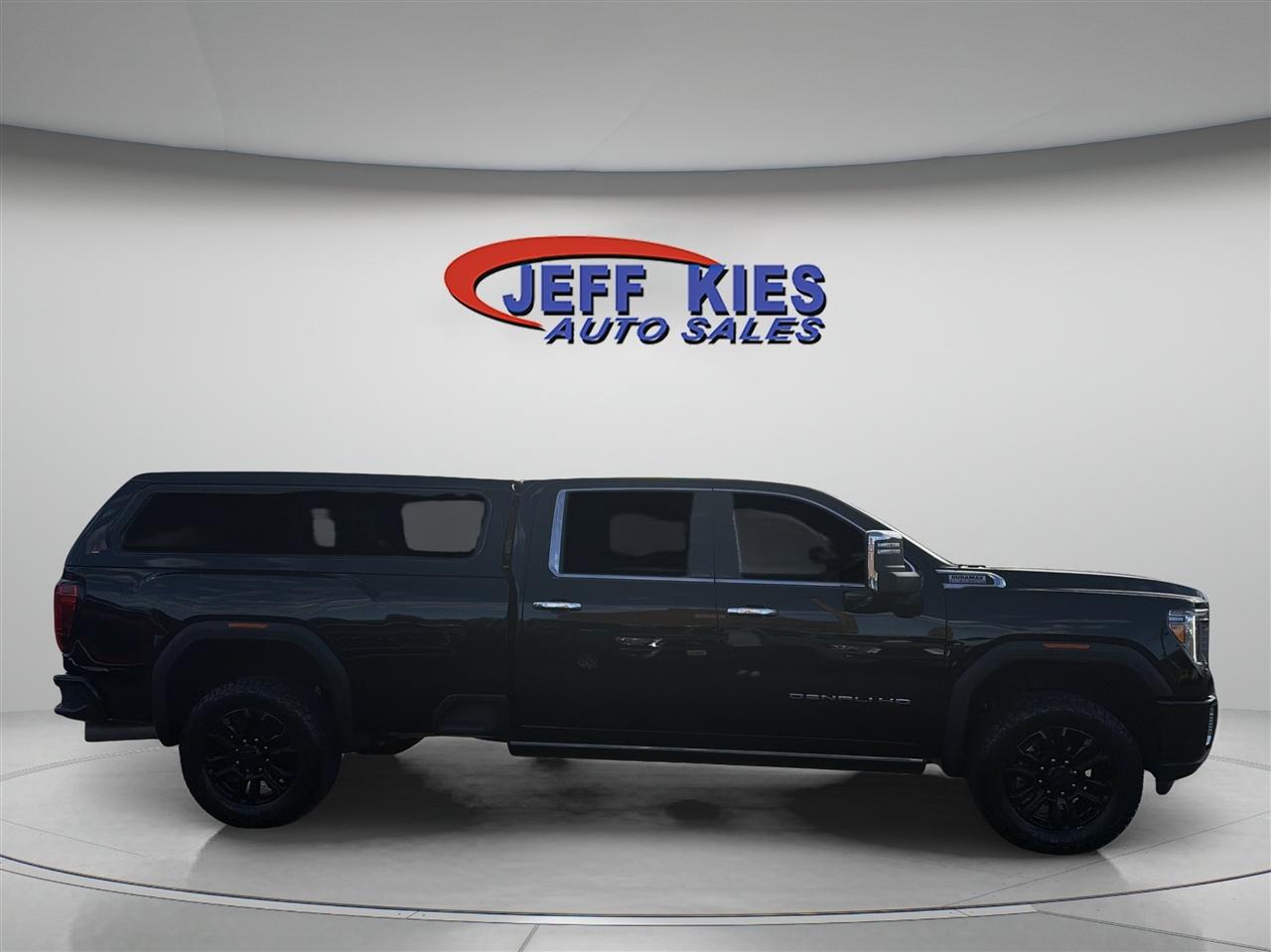 GMC Sierra 3500HD 4WD Crew Cab 172" Denali 2022
