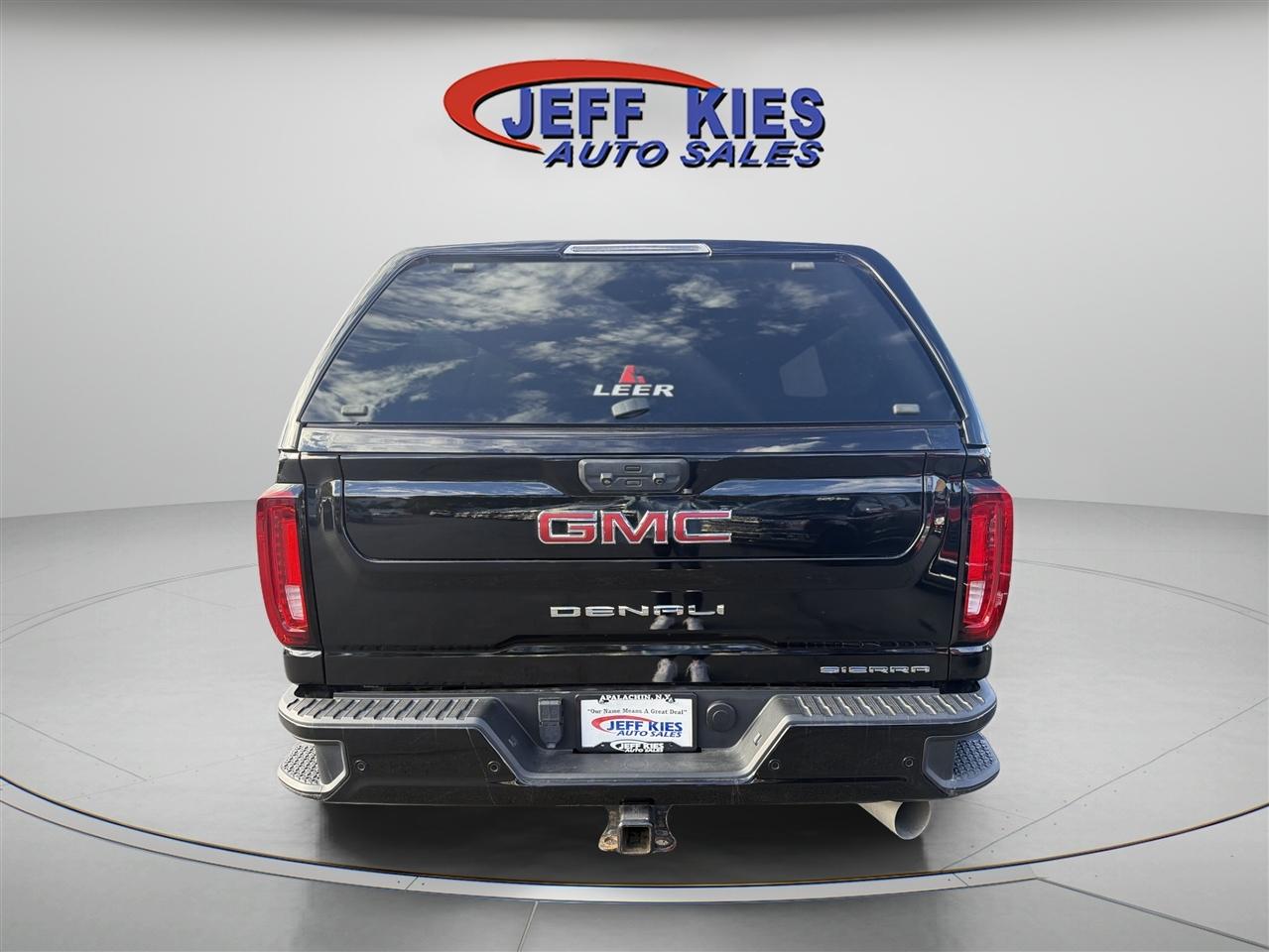 GMC Sierra 3500HD 4WD Crew Cab 172" Denali 2022