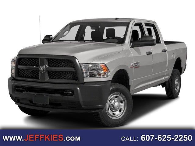 RAM 2500 4WD Crew Cab 149" Tradesman 2016