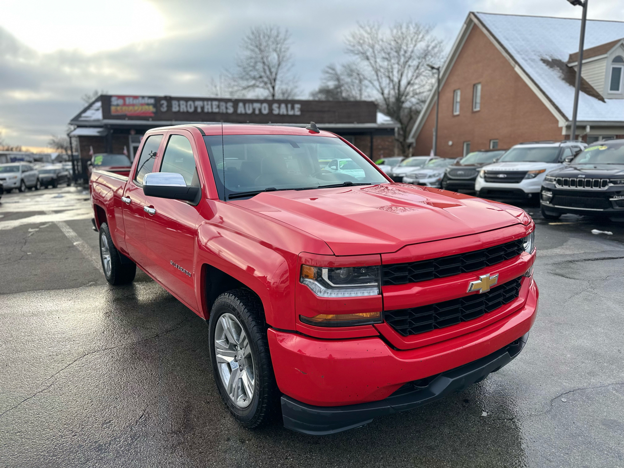 2017 Chevrolet Silverado 1500 2WD Double Cab 143.5" Custom