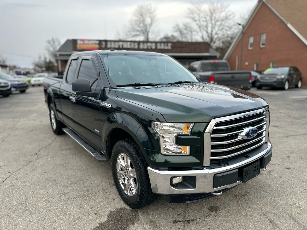 2016 Ford F-150 4WD SuperCab 145" XLT