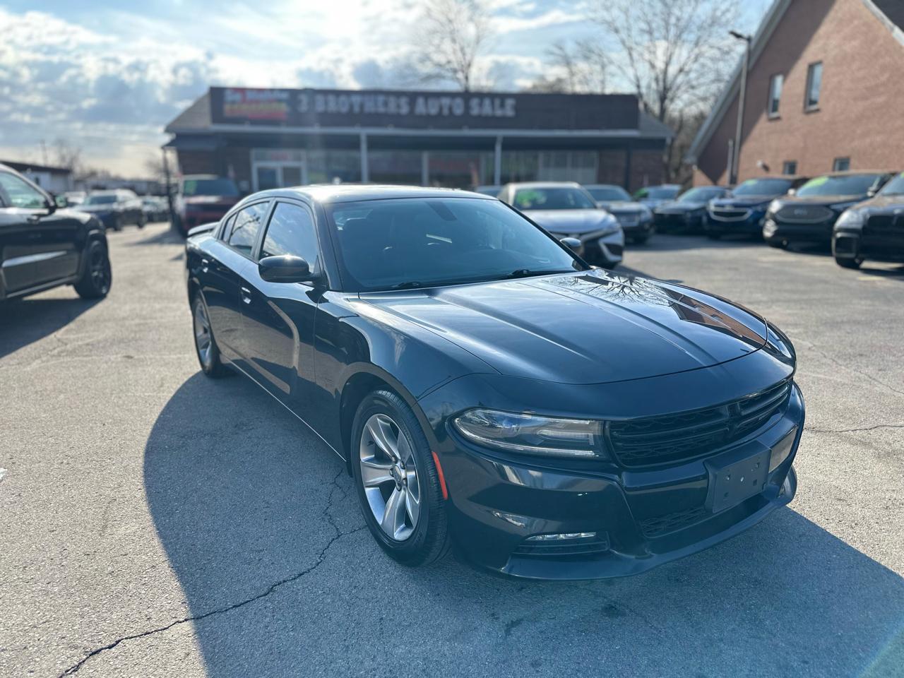 2015 Dodge Charger 4dr Sdn SXT RWD