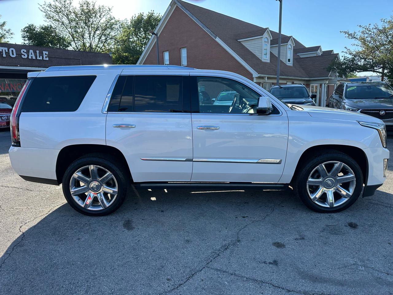 Cadillac Escalade 4WD 4dr Premium Collection 2016
