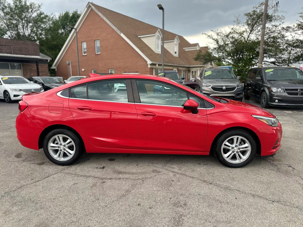 2018 Chevrolet Cruze 4dr Sdn 1.4L LT w/1SD