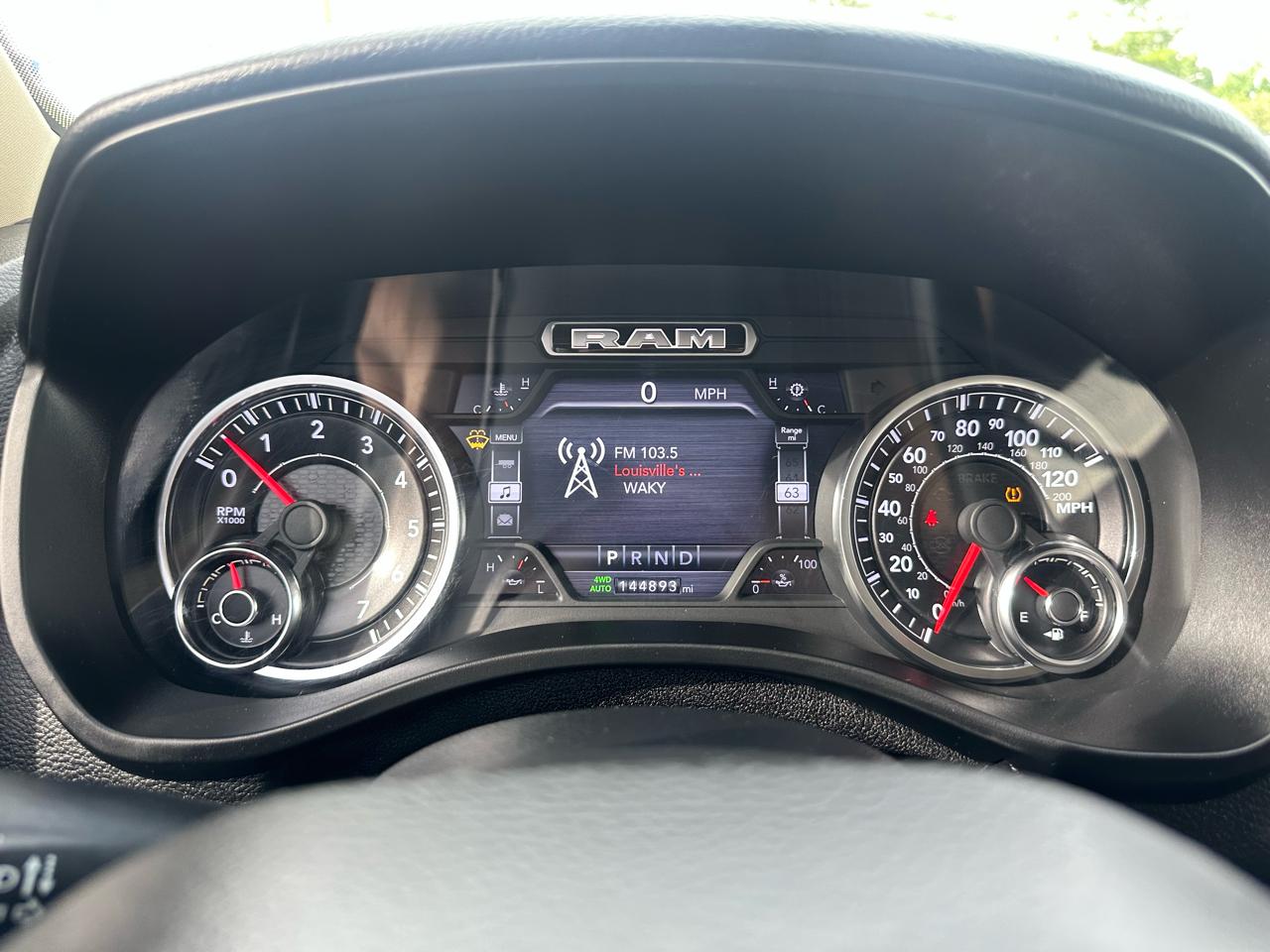 RAM 1500 Big Horn/Lone Star 4x4 Crew Cab 5'7" Box 2019