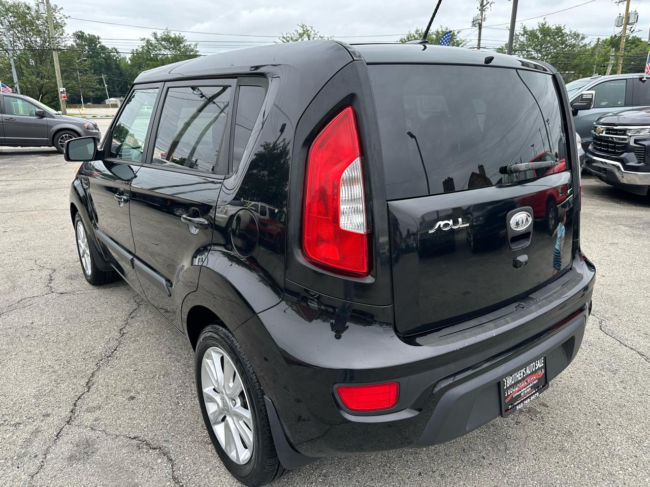 Kia Soul 5dr Wgn Auto + 2012