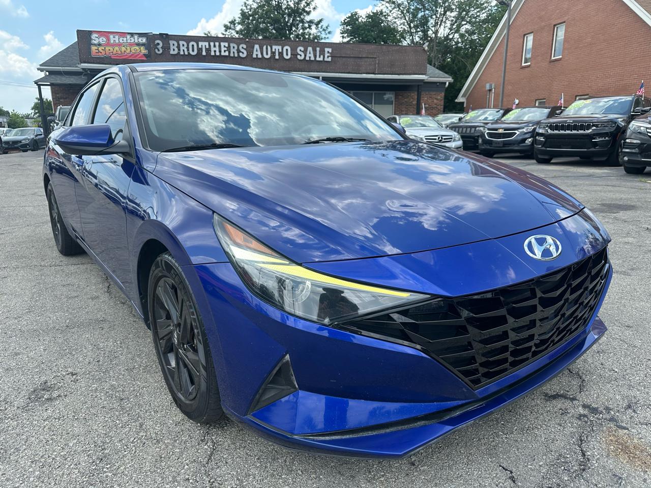 2022 Hyundai Elantra SEL IVT