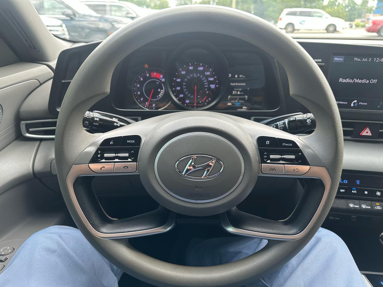 Hyundai Elantra SEL IVT 2022