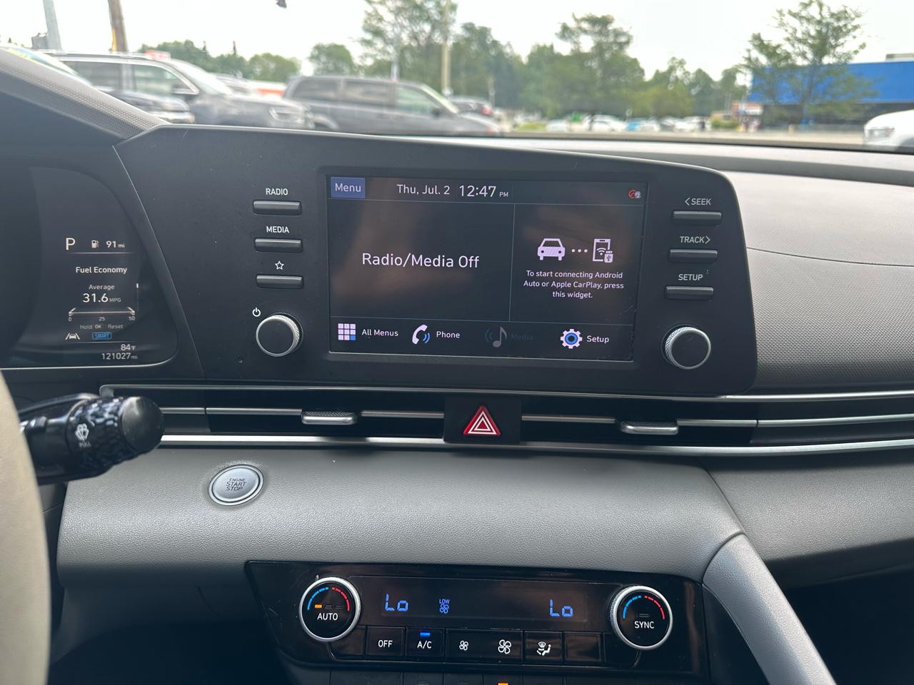 Hyundai Elantra SEL IVT 2022