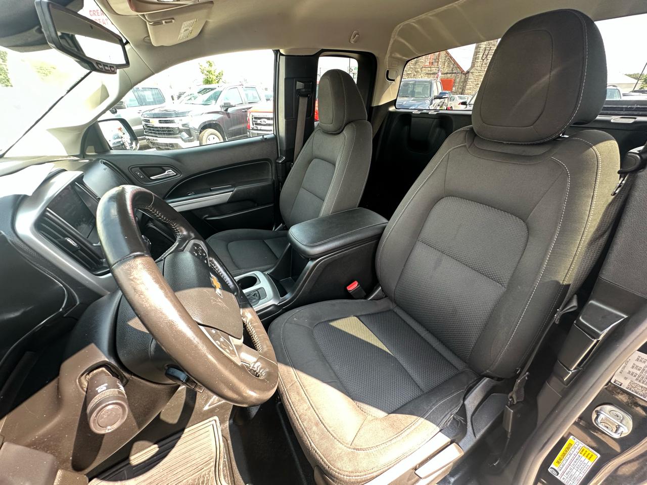 Chevrolet Colorado 2WD Ext Cab 128" LT 2021