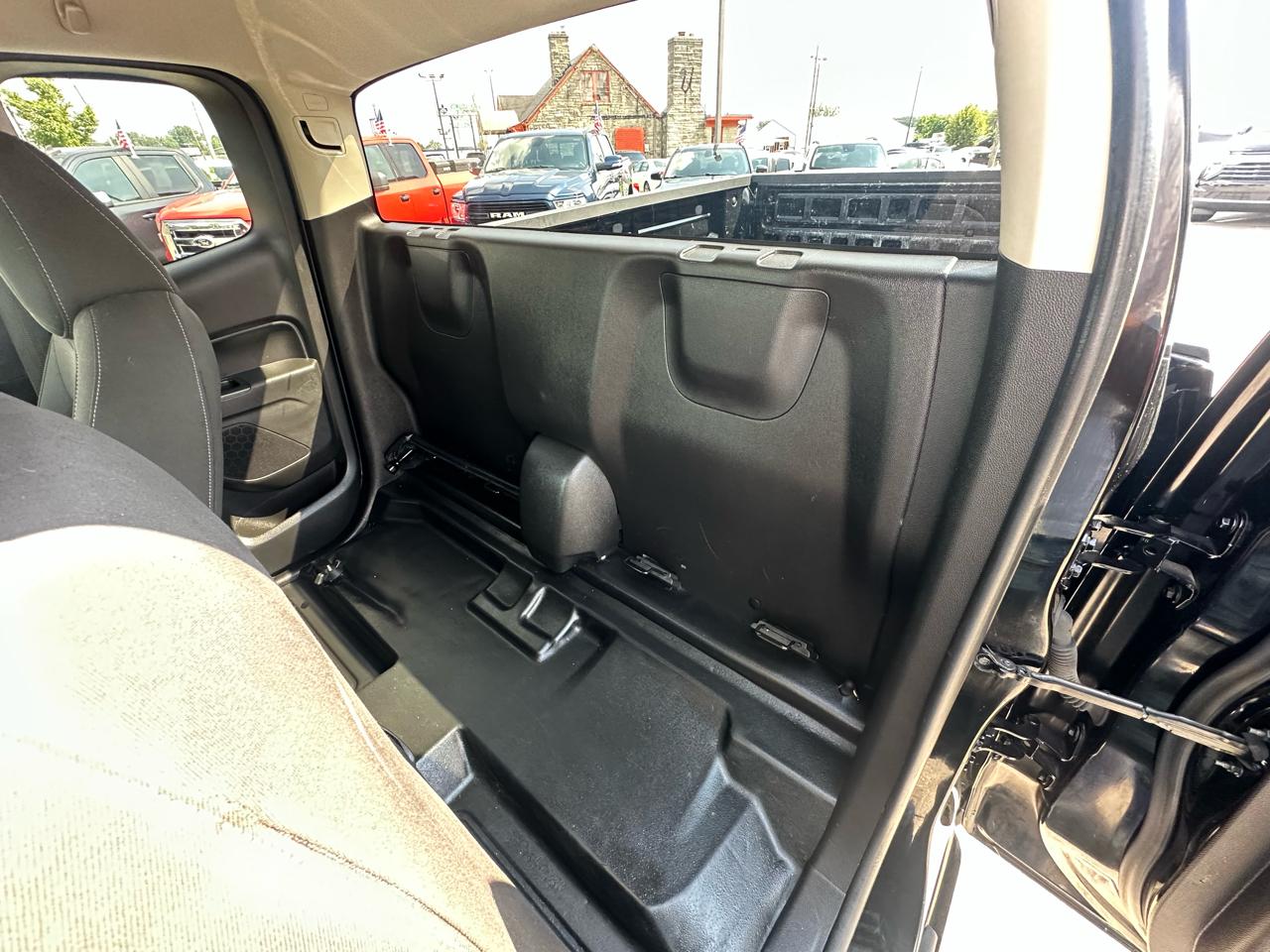 Chevrolet Colorado 2WD Ext Cab 128" LT 2021