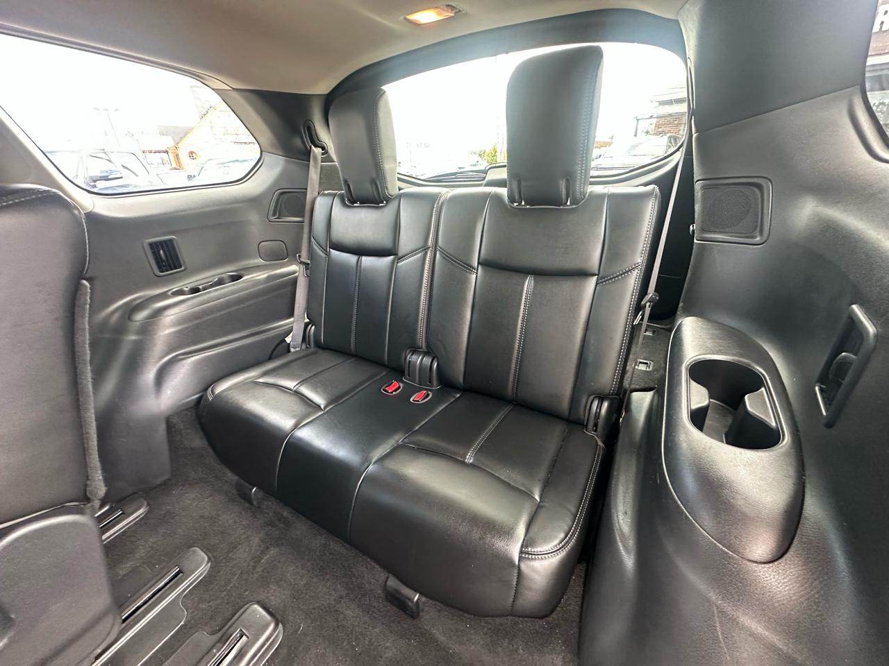 Nissan Pathfinder 4x4 SL 2017