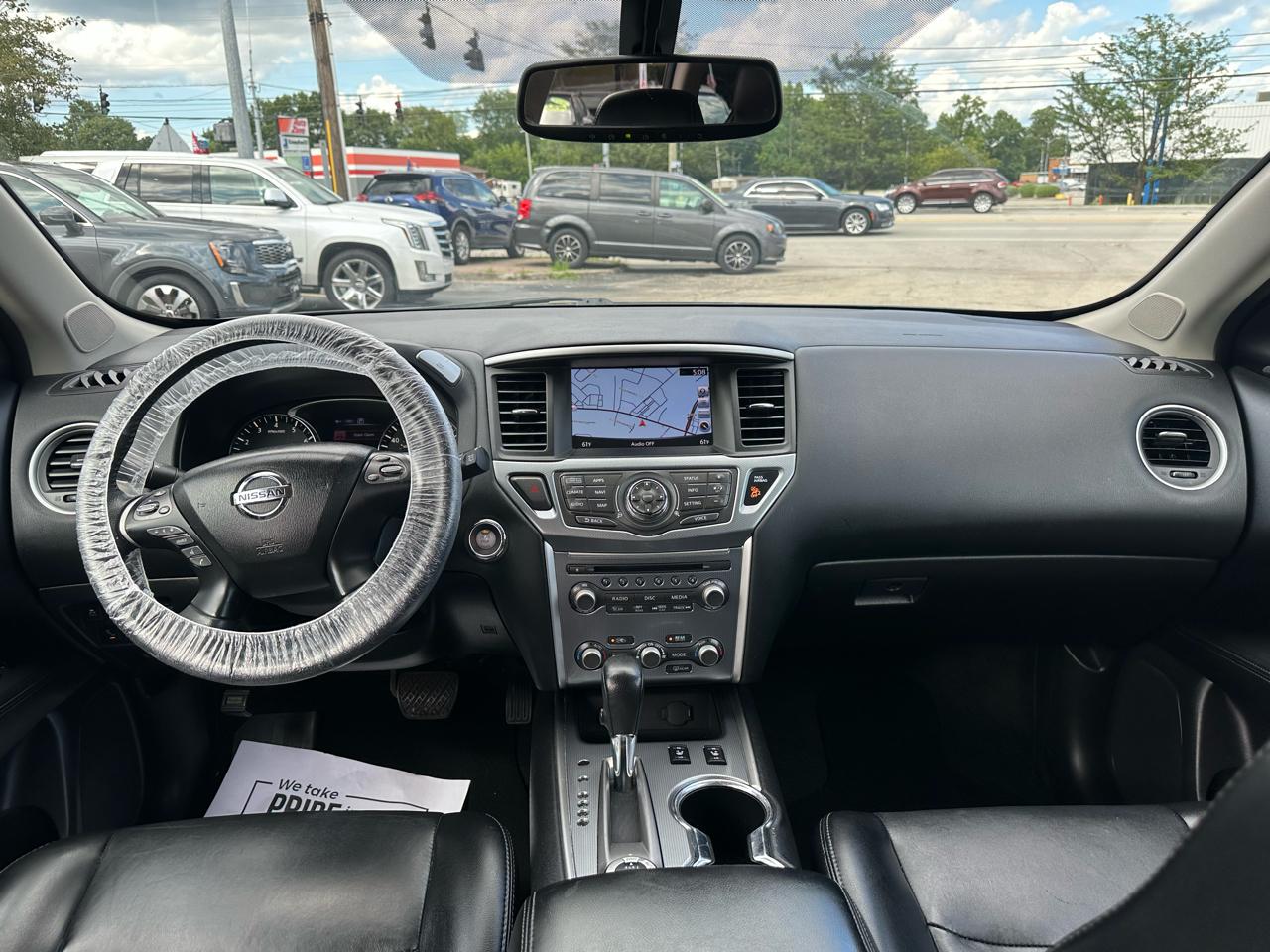 Nissan Pathfinder 4x4 SL 2017