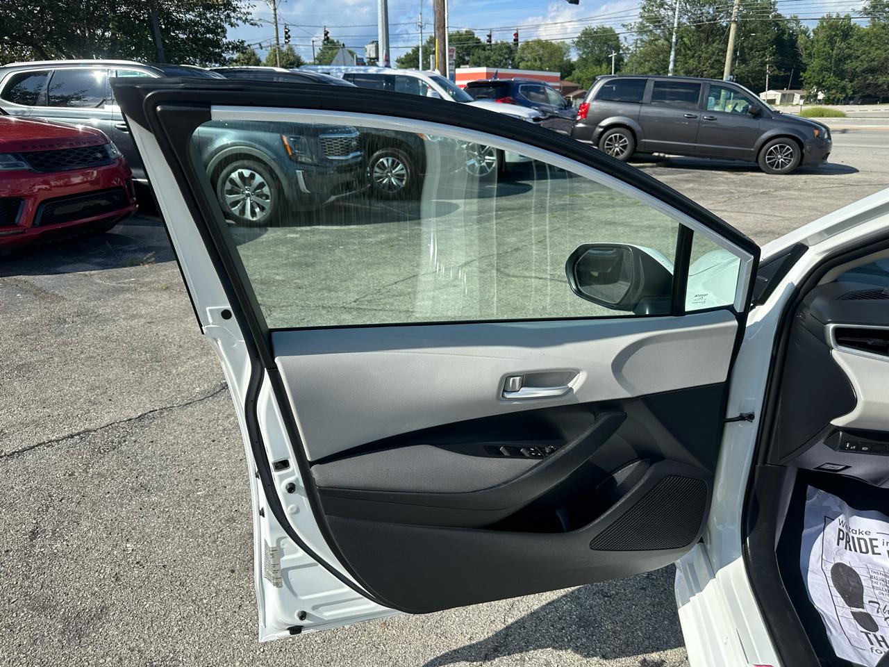 Toyota Corolla LE CVT (Natl) 2021
