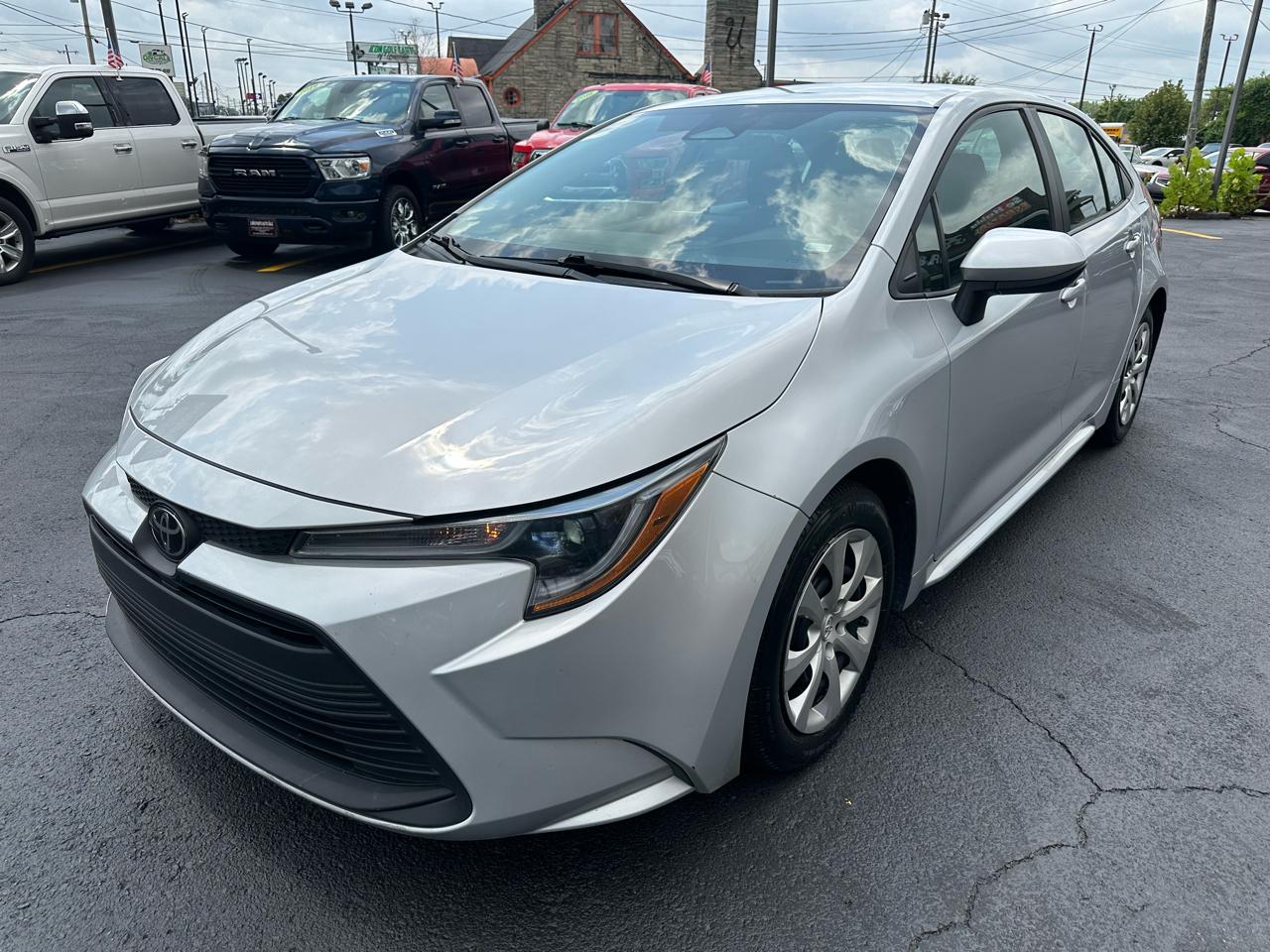 Toyota Corolla LE CVT (Natl) 2024