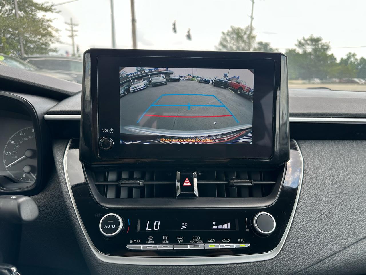 Toyota Corolla LE CVT (Natl) 2024