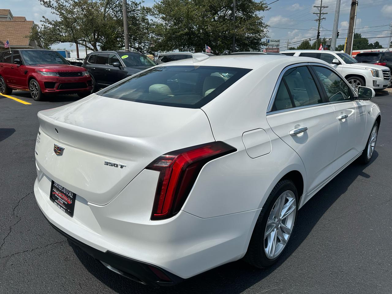 Cadillac CT4 4dr Sdn Luxury 2020