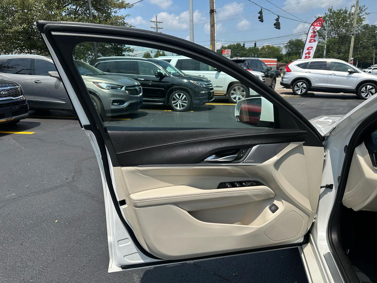 Cadillac CT4 4dr Sdn Luxury 2020