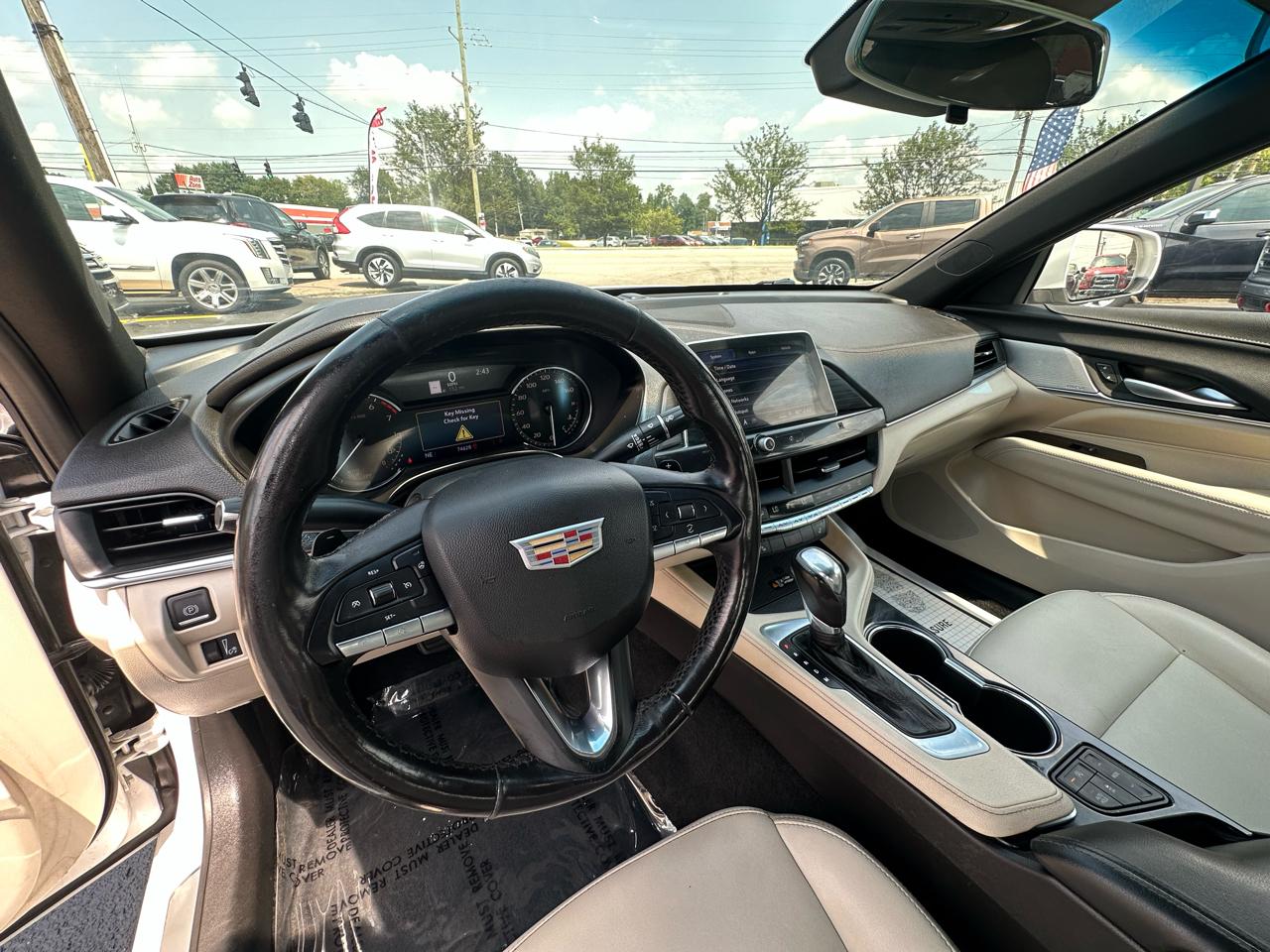Cadillac CT4 4dr Sdn Luxury 2020