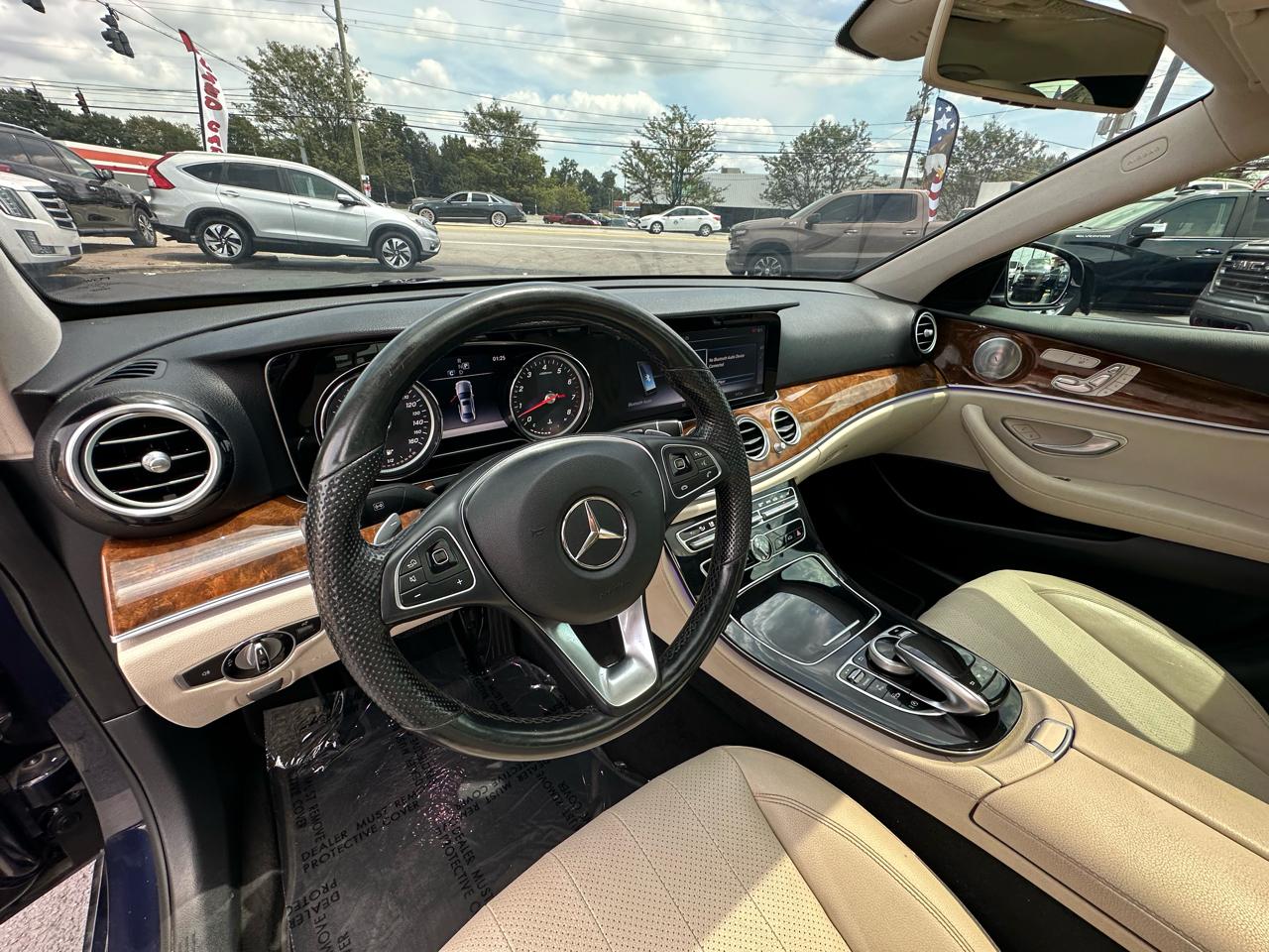 Mercedes-Benz E-Class E 300 Sport 4MATIC Sedan 2017