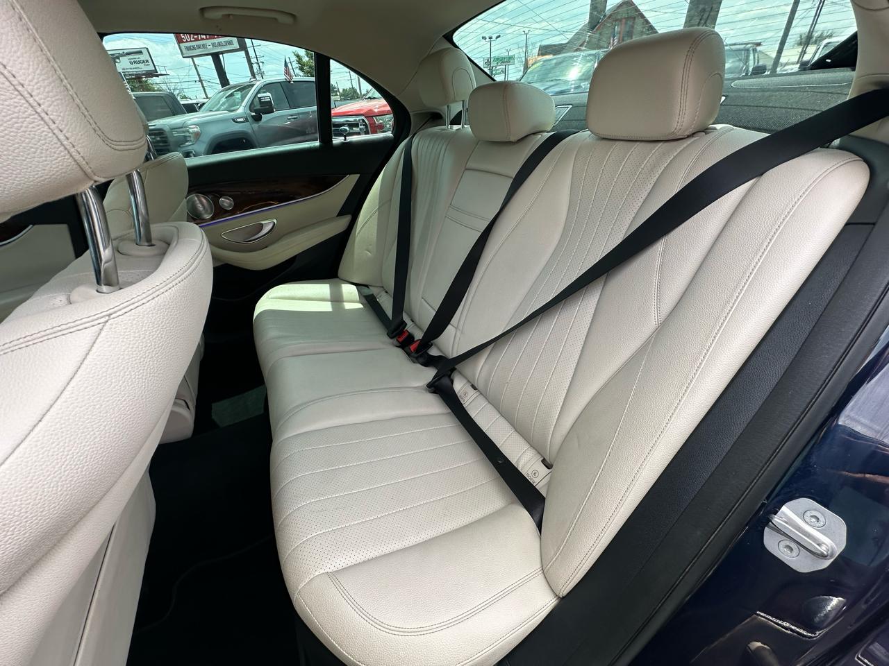 Mercedes-Benz E-Class E 300 Sport 4MATIC Sedan 2017