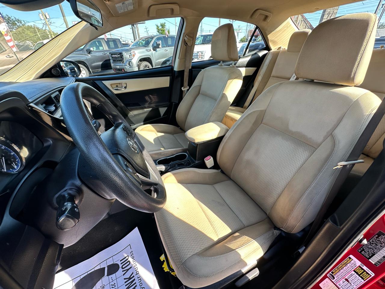 Toyota Corolla XLE CVT (Natl) 2019