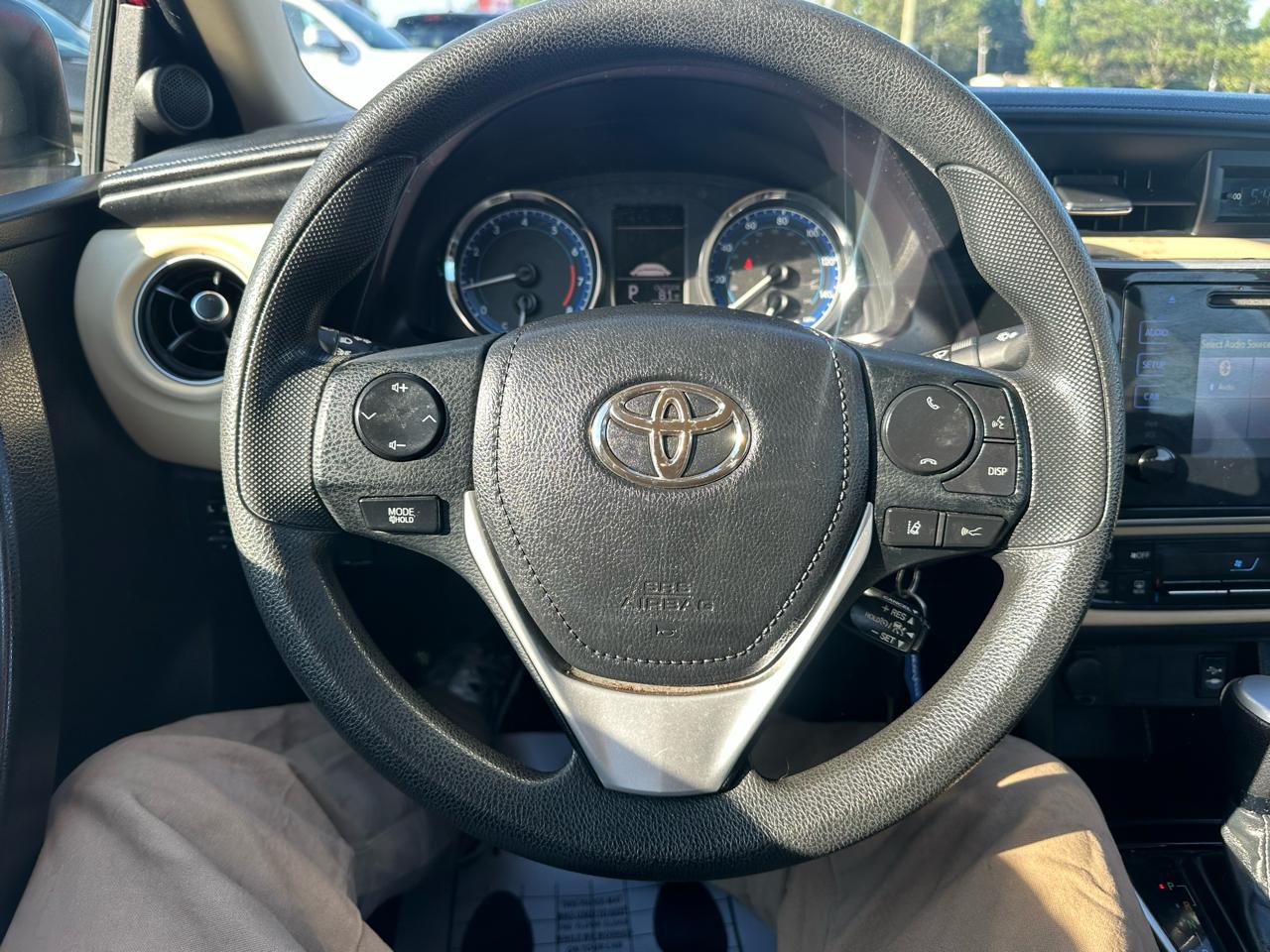 Toyota Corolla XLE CVT (Natl) 2019