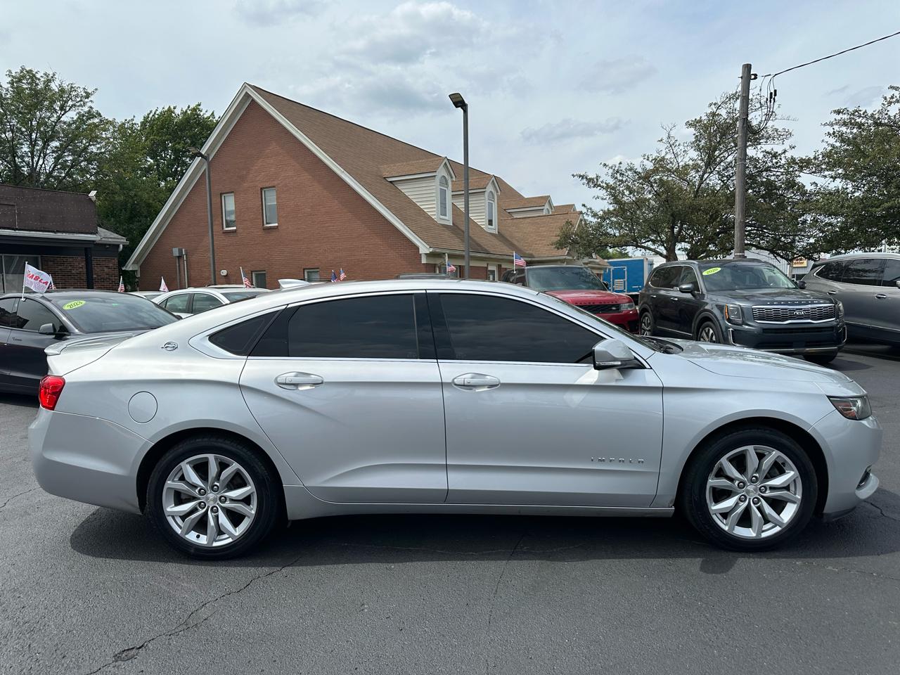 Chevrolet Impala 4dr Sdn LT w/1LT 2019