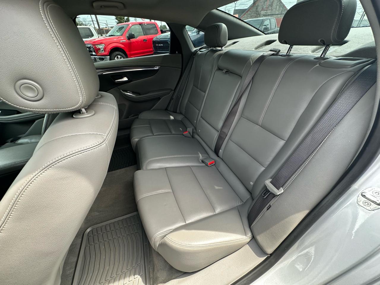Chevrolet Impala 4dr Sdn LT w/1LT 2019