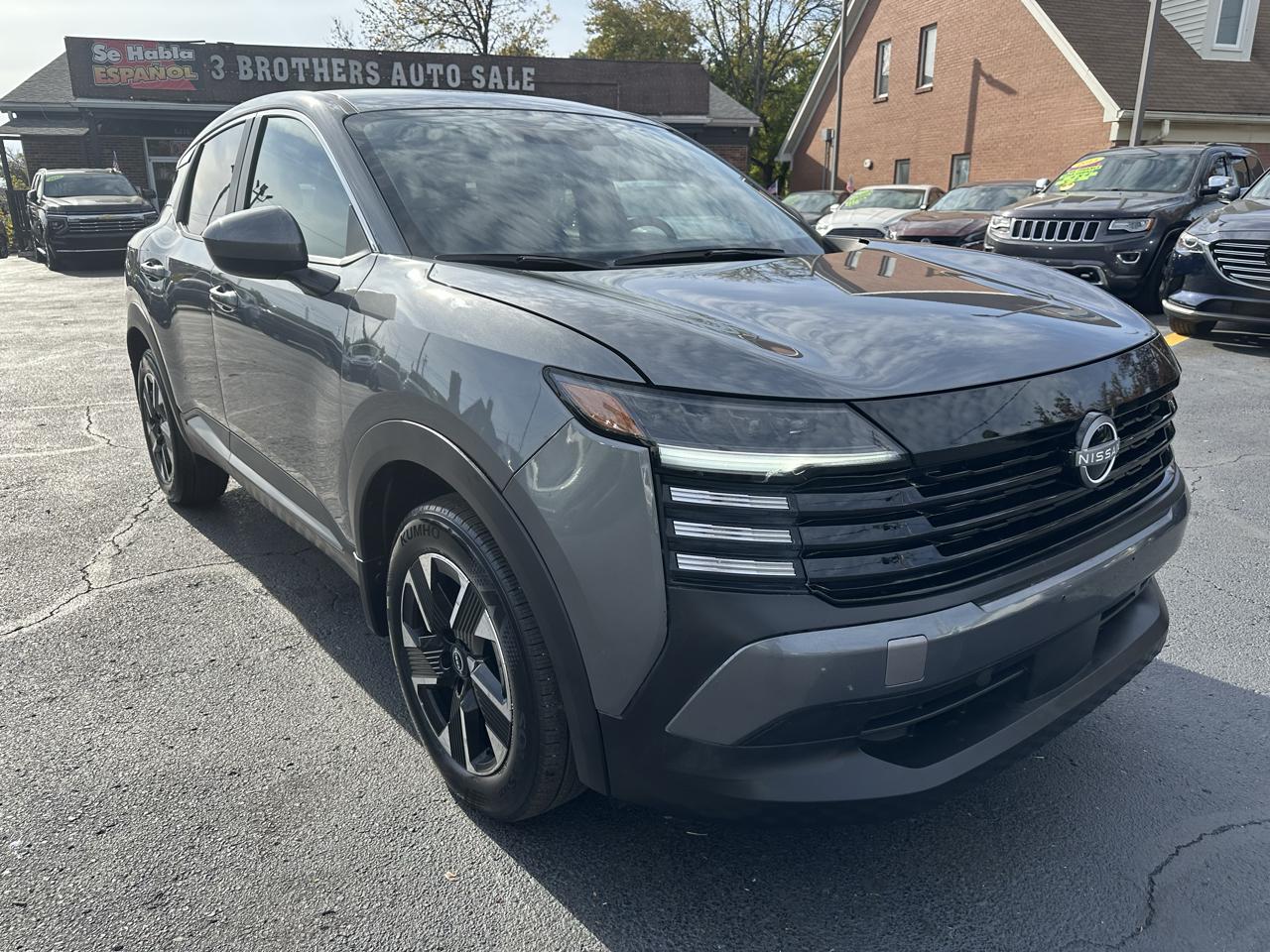 2025 Nissan Kicks SV