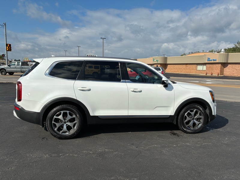 2021 Kia Telluride EX photo 4