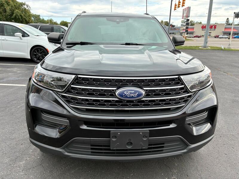 2020 Ford Explorer XLT photo 2