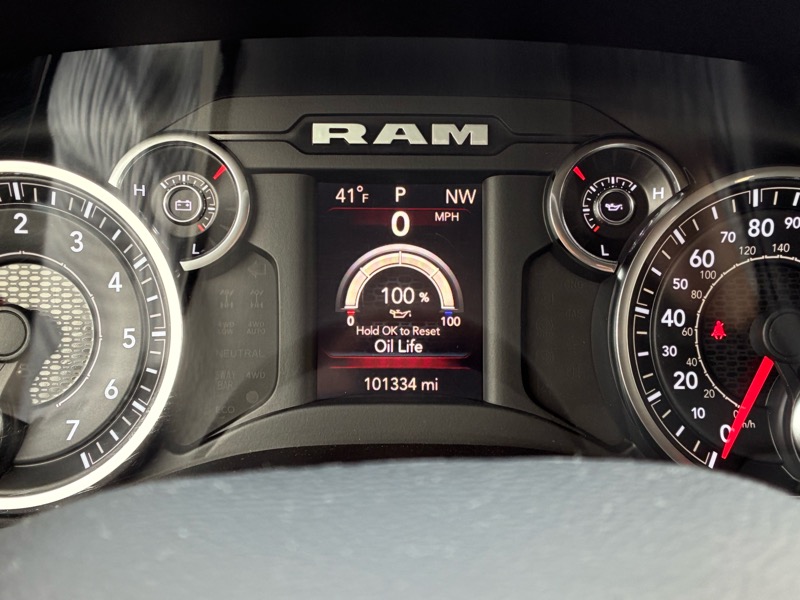 RAM 1500 Big Horn Crew Cab SWB 4WD 2019