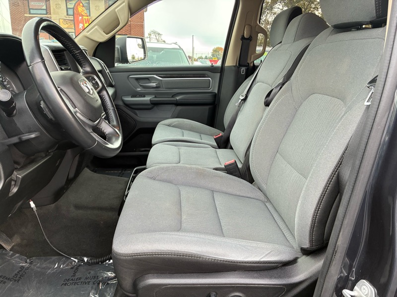 RAM 1500 Big Horn Crew Cab SWB 4WD 2019