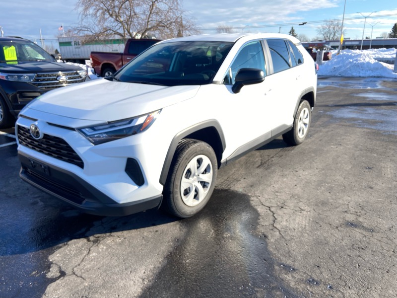 2024 Toyota RAV4 LE AWD