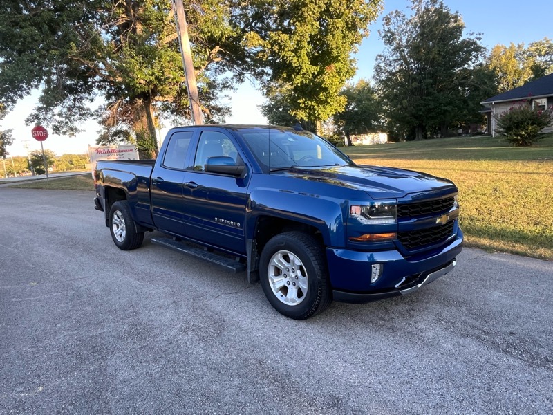 Chevrolet Silverado 1500 4WD Crew Cab 147" LT 2017