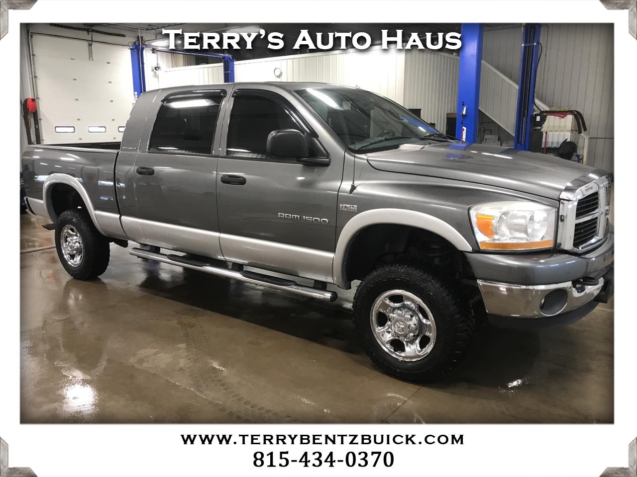 Used 2006 Dodge Ram 1500 4dr Mega Cab 160.5 4WD SLT for Sale in Ottawa