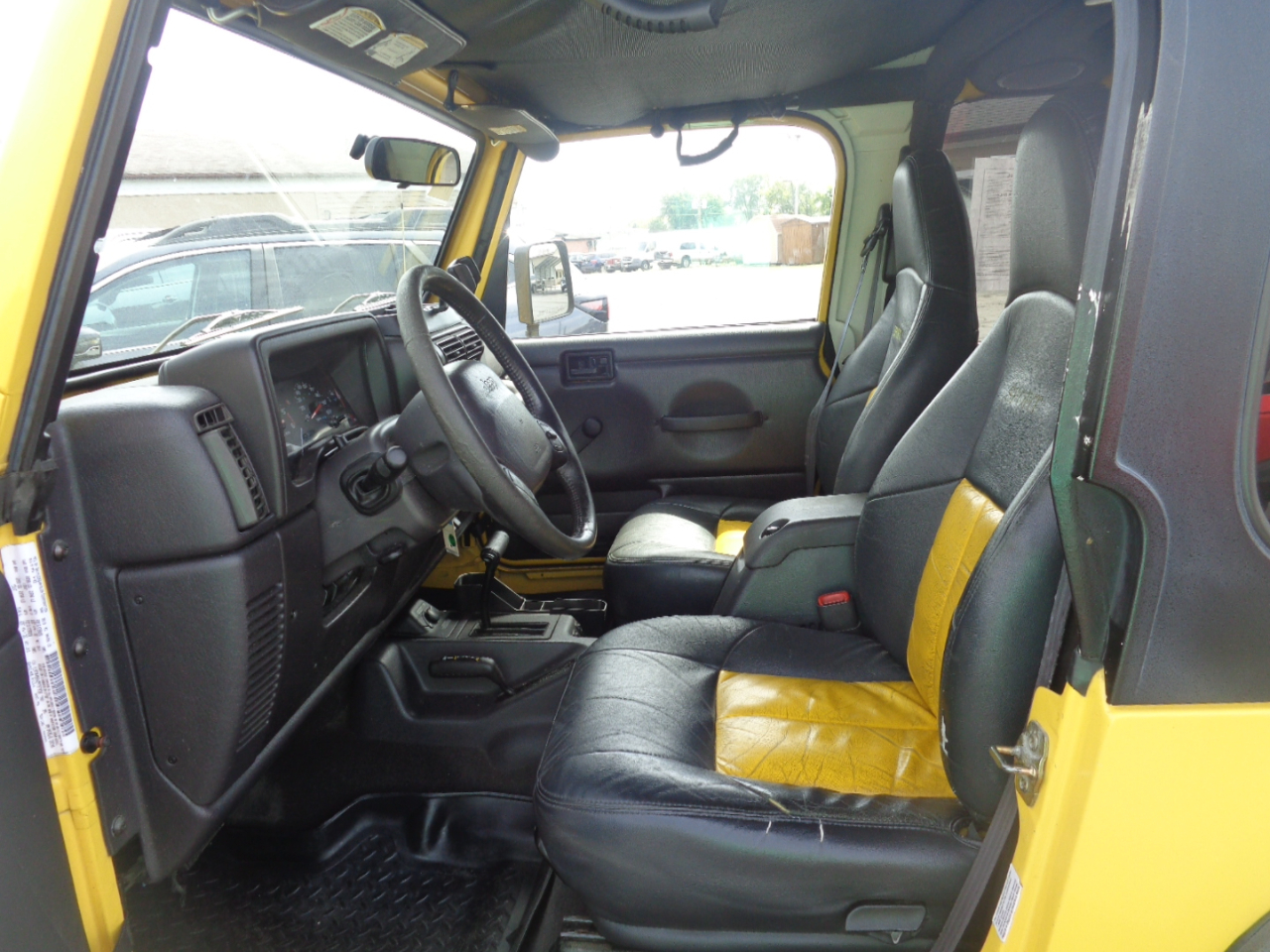 2002 Jeep Wrangler Two-Door Sport photo 2