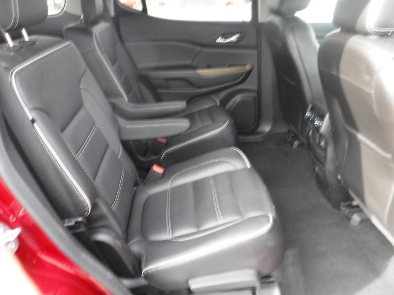 GMC Acadia AWD 4dr Denali 2019