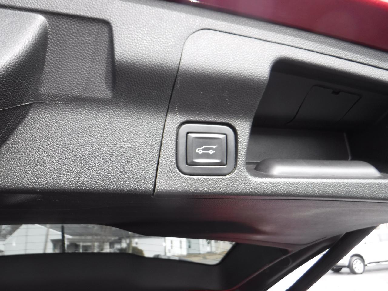 GMC Acadia AWD 4dr Denali 2019