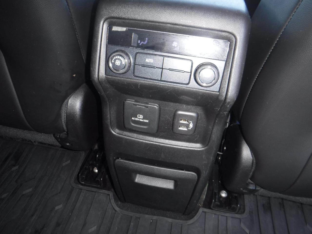 GMC Acadia AWD 4dr SLT 2018