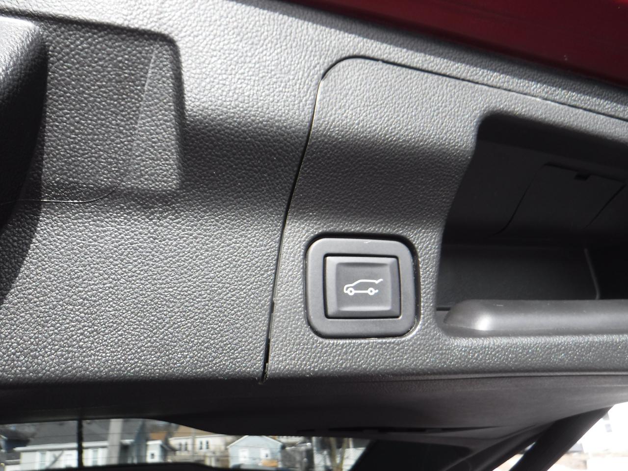 GMC Acadia AWD 4dr SLT 2018